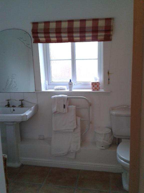 Station Farm Guest House Church Fenton Экстерьер фото